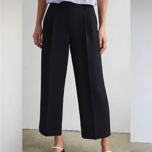 Aritzia/Wilfred The Effortless Pant size 8 black